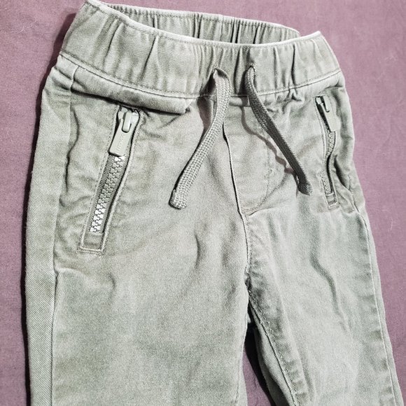 Old Navy Green Pants With Adjustable Drawstring Elastic Waist Size 18-24 Months - Picture 3 of 6